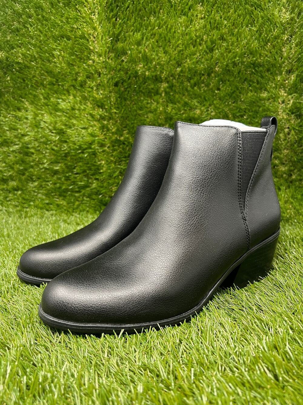 Dr. Scholl's Women's 8.5M Scholls Lacey Chelsea Ankle Booties Black